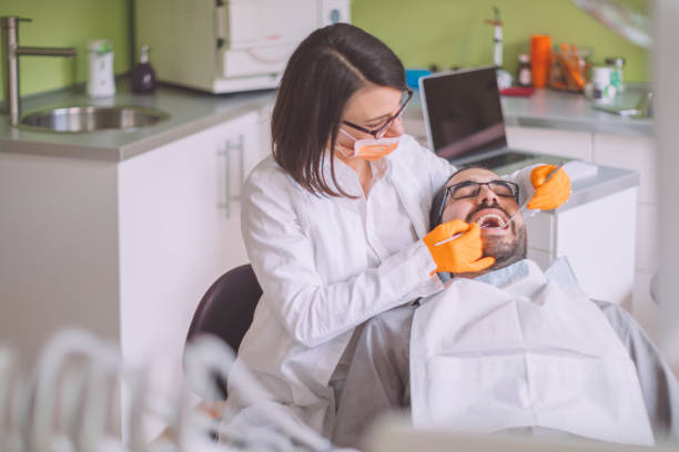 Best Emergency Tooth Extraction in Higganum, CT